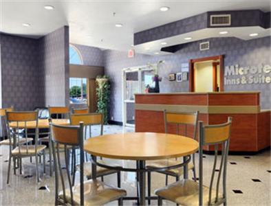 Microtel Inn & Suites By Wyndham Garland/Dallas מראה חיצוני תמונה